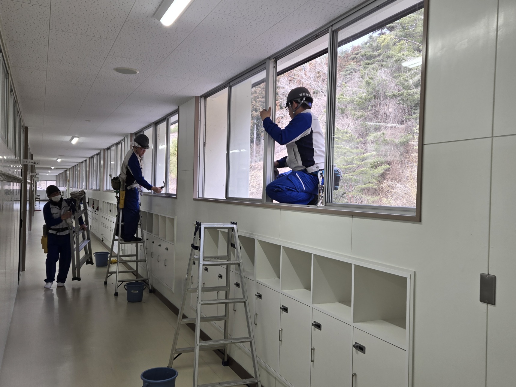 岩手県立大槌高等学校 ガラス清掃